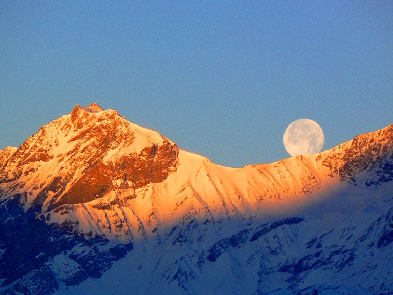 Sunset in the Annapurna range