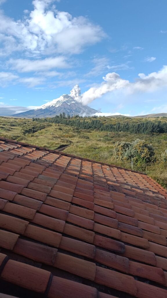 Climbing Cotopaxi with Ian Taylor Trekking